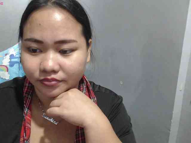 BubbleButtPinay webcam