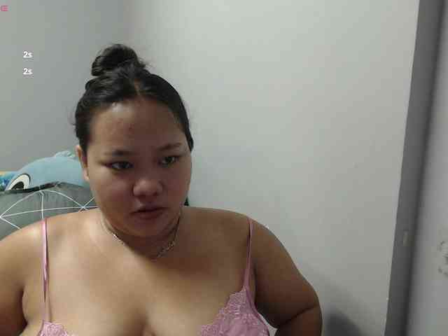 BubbleButtPinay webcam
