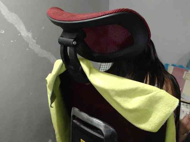 BubbleButtPinay webcam