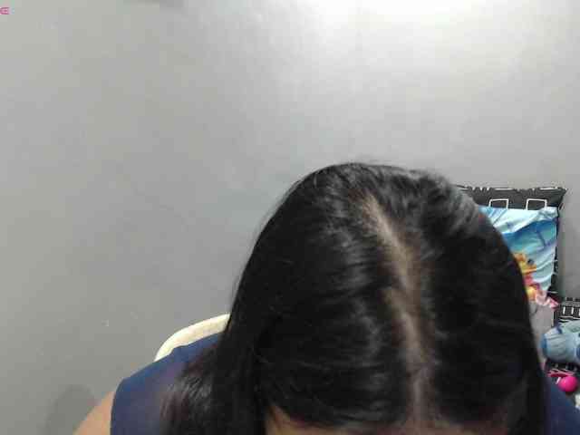 BubbleButtPinay webcam