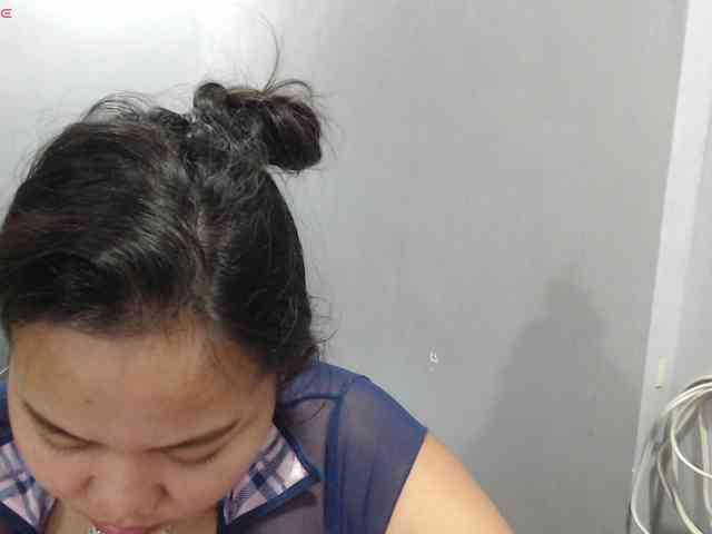BubbleButtPinay webcam