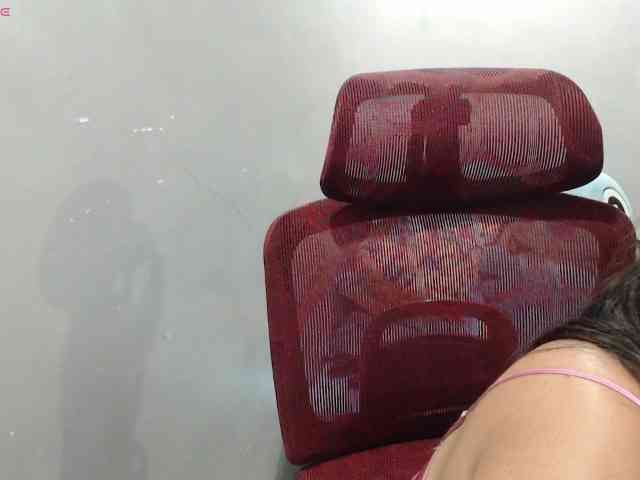 BubbleButtPinay webcam