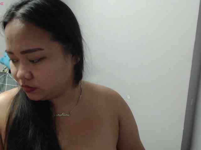 BubbleButtPinay webcam