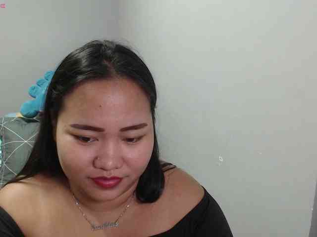BubbleButtPinay webcam