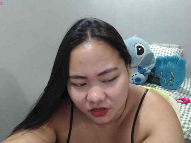 BubbleButtPinay webcam