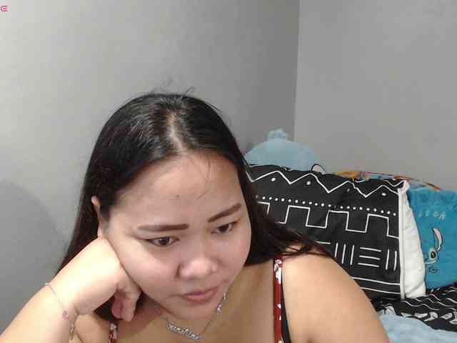 BubbleButtPinay webcam
