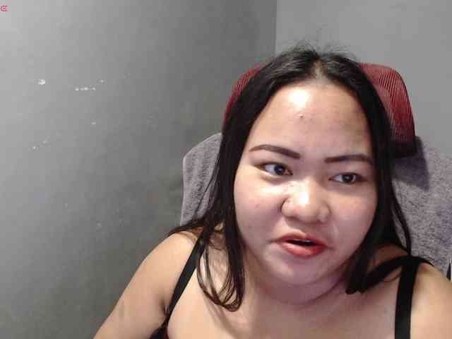 BubbleButtPinay webcam