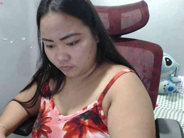 BubbleButtPinay webcam