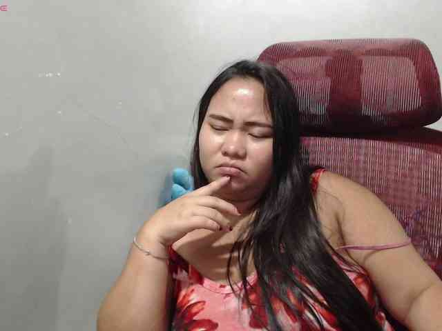 BubbleButtPinay webcam