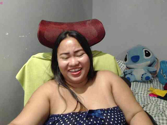 BubbleButtPinay webcam