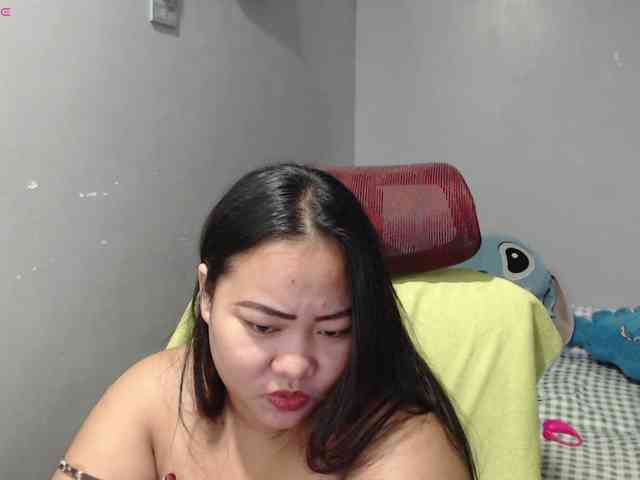 BubbleButtPinay webcam