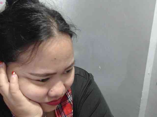 BubbleButtPinay webcam