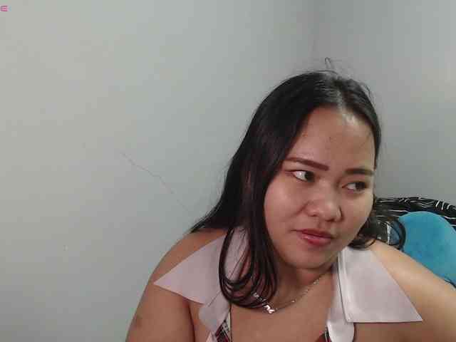BubbleButtPinay webcam