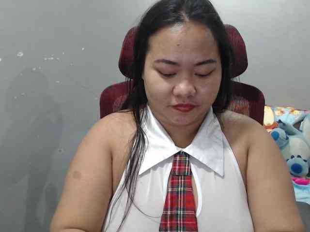 BubbleButtPinay webcam