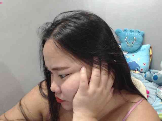 BubbleButtPinay webcam