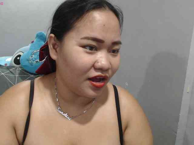 BubbleButtPinay webcam
