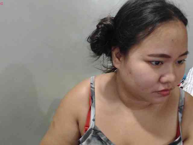 BubbleButtPinay webcam