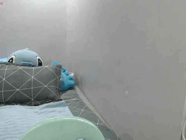 BubbleButtPinay webcam