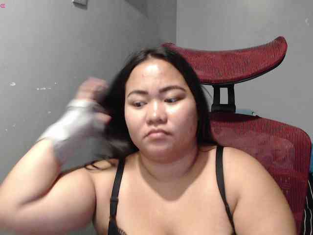 BubbleButtPinay webcam