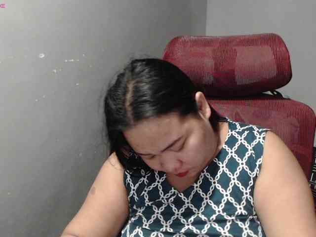 BubbleButtPinay webcam