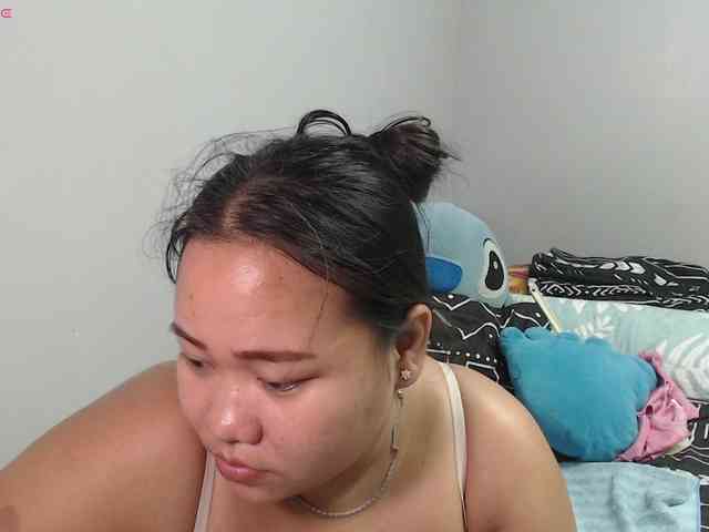 BubbleButtPinay webcam