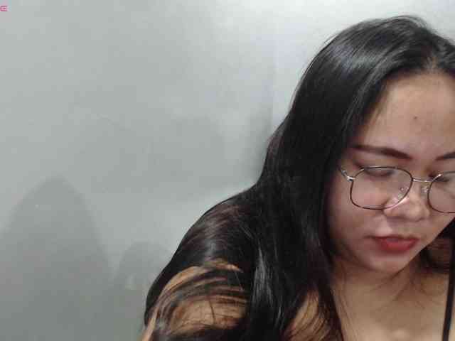BubbleButtPinay webcam