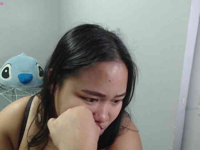 BubbleButtPinay webcam