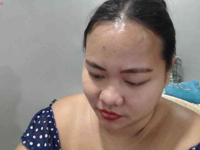 BubbleButtPinay webcam
