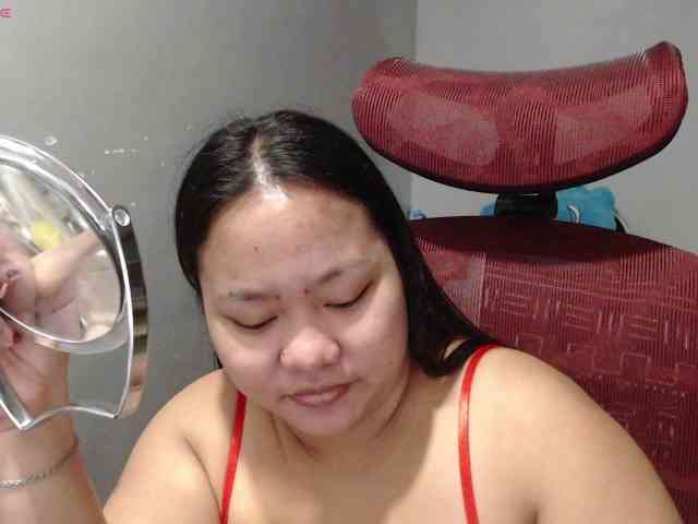 BubbleButtPinay webcam