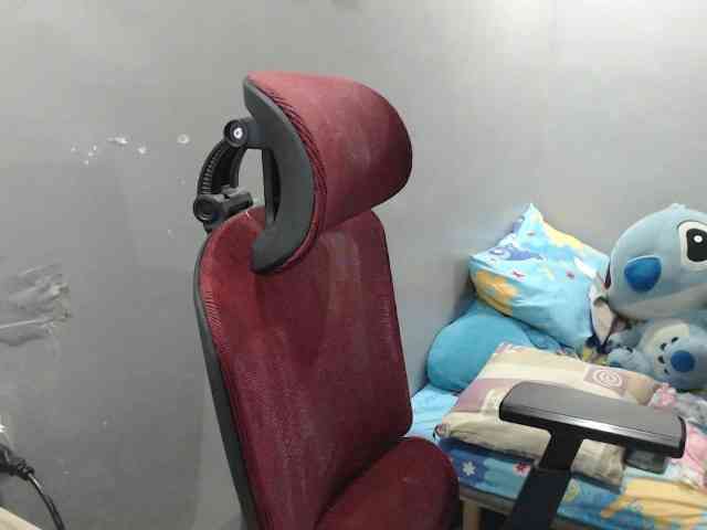 BubbleButtPinay webcam