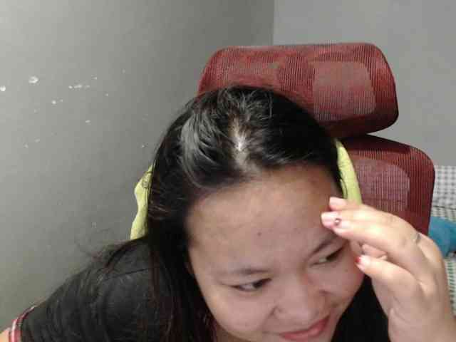 BubbleButtPinay webcam