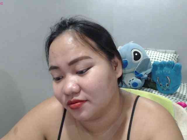 BubbleButtPinay webcam