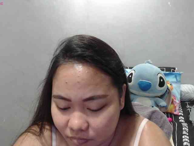 BubbleButtPinay webcam