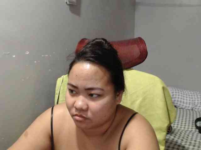 BubbleButtPinay webcam