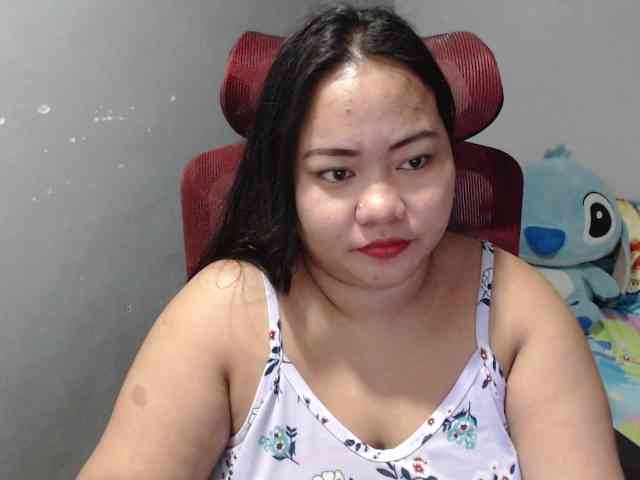 BubbleButtPinay webcam