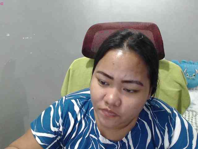 BubbleButtPinay webcam