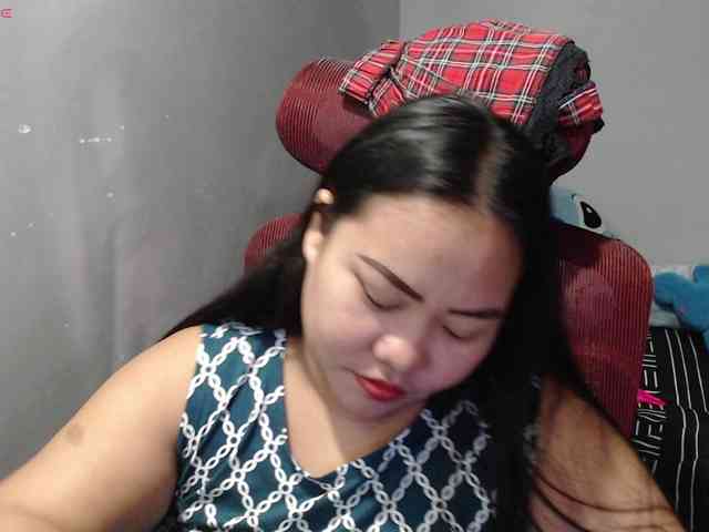 BubbleButtPinay webcam