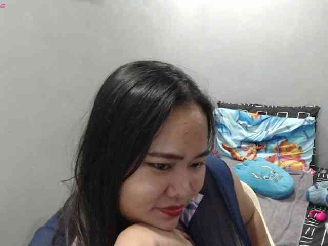 BubbleButtPinay webcam