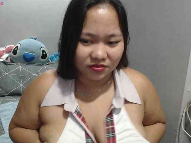 BubbleButtPinay webcam