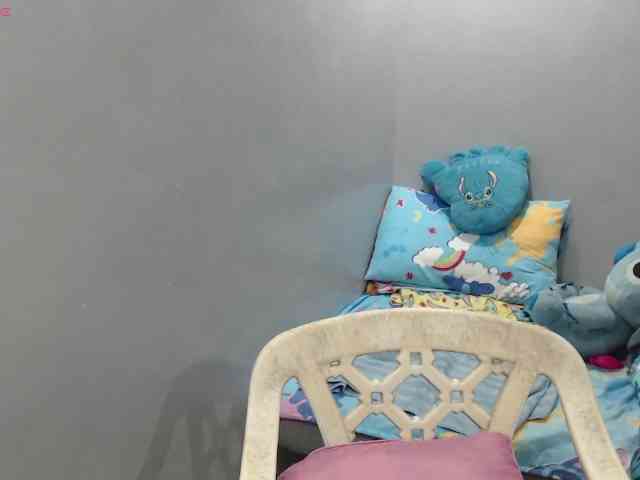 BubbleButtPinay webcam