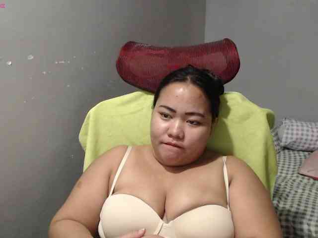 BubbleButtPinay webcam