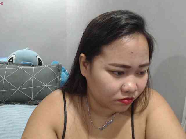 BubbleButtPinay webcam