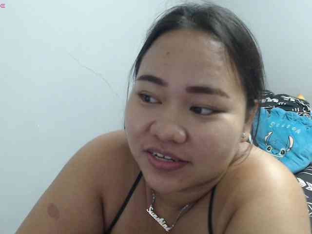 BubbleButtPinay webcam