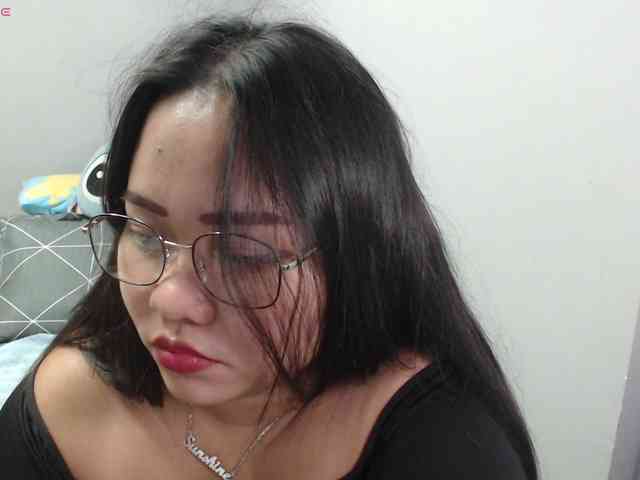 BubbleButtPinay webcam