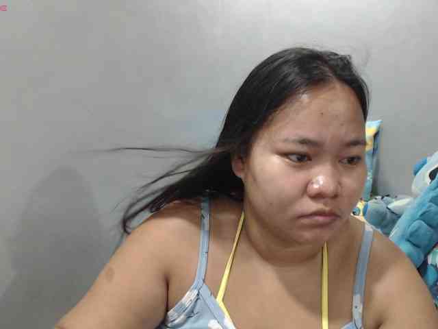 BubbleButtPinay webcam