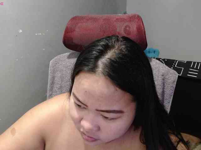 BubbleButtPinay webcam