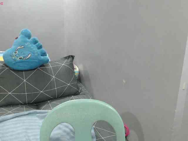 BubbleButtPinay webcam