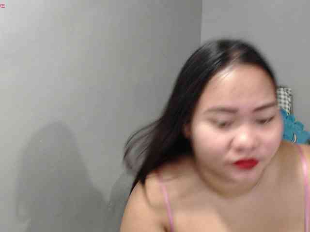 BubbleButtPinay webcam