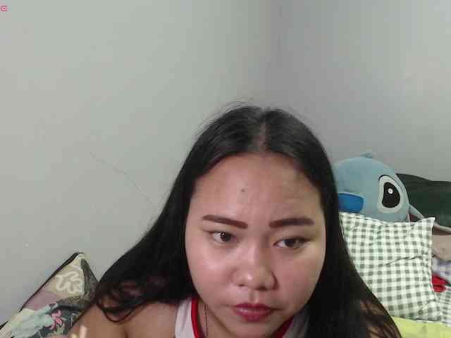 BubbleButtPinay webcam