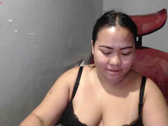 BubbleButtPinay webcam